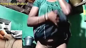 Reproduzir Seminus boobs umbigo show no whatsapp chamada com bestie bf