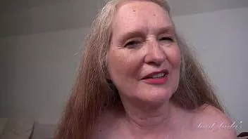 Reproduzir Auntjudys - sua madrasta peituda de 61 anos, maggie, masturbando você e chupa seu pau
