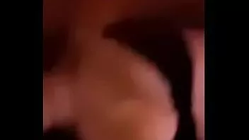 play 完璧な体を見せているロシア人