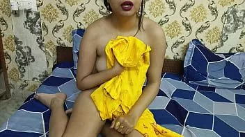 चलाएँ भारतीय सौतेली माँ पारिवारिक त्रिगुट पर कुंवारी सौतेले बेटे और सौतेले पिता के साथ यौन संबंध बनाती है - भारतीय देसी समूह सेक्स फुल ऑन गलिया इंडियन रोलप्ले