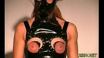 Play Skilled floozy and learning how to ride a sex toy