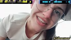 play Intensywny lodzik i wytrysk Shanaxnow w publicznym samochodzie