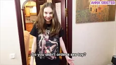 Odtwórz Zszokowana nastolatka Anna Sibster's XXX Toy Fuck Adventure
