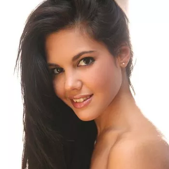 পর্নস্টার Apolonia Lapiedra