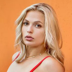পর্নস্টার Sloan Harper